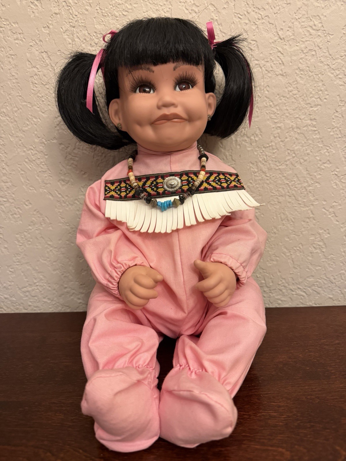 Vtg Louann Paul Native American Navajo Porcelain Face Hands Weighted Doll Signed