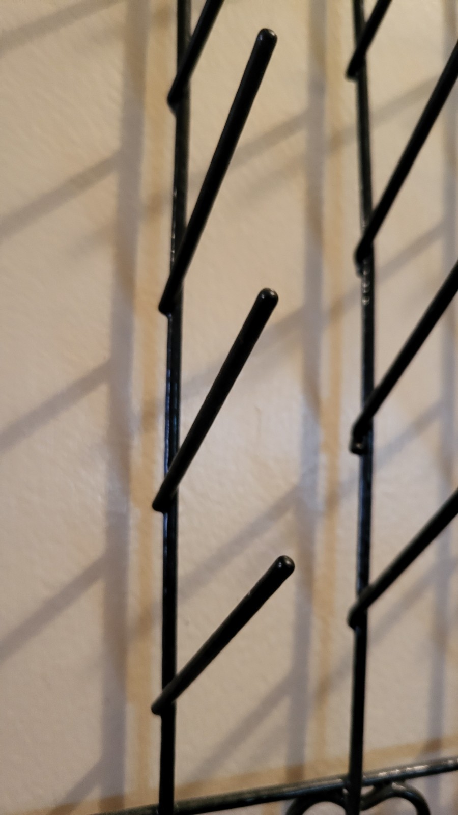 Vtg Black Wire Thread Holder Spools Granny Core Country Wall Heart Decor