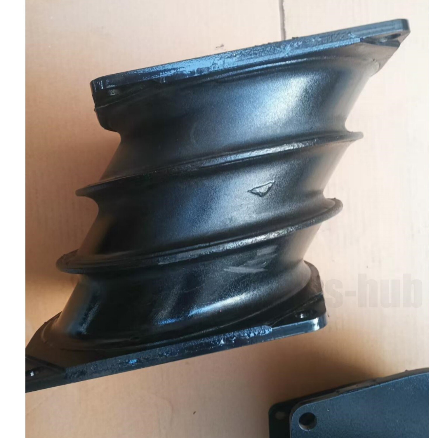 1 Pair Bolster Spring 60879-000L 49377-000 Use For HN 402/462/522 1996-CURRENT