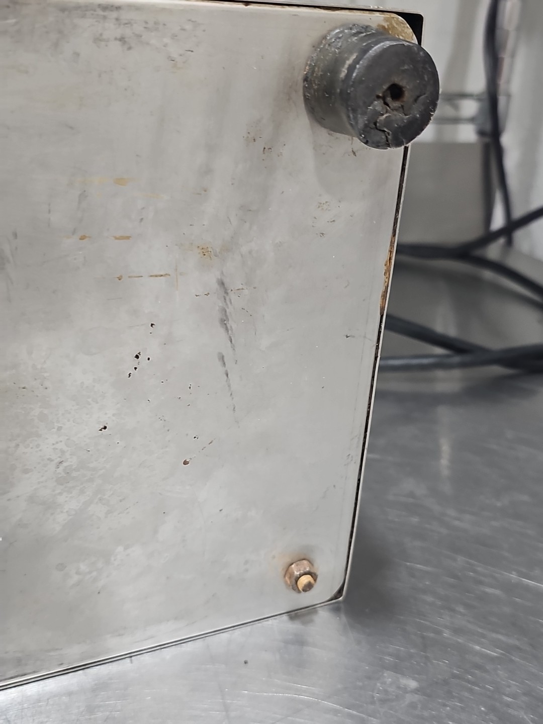 Mannhart MV 80 Commercial Food Processor With 6 pc Disc Attachment Set