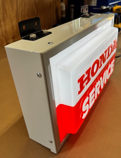 HONDA SERVICE PAN FORMED, EMBOSSED & EXTRUSION DEALER COUNTER SIGN 18" BY 30" !