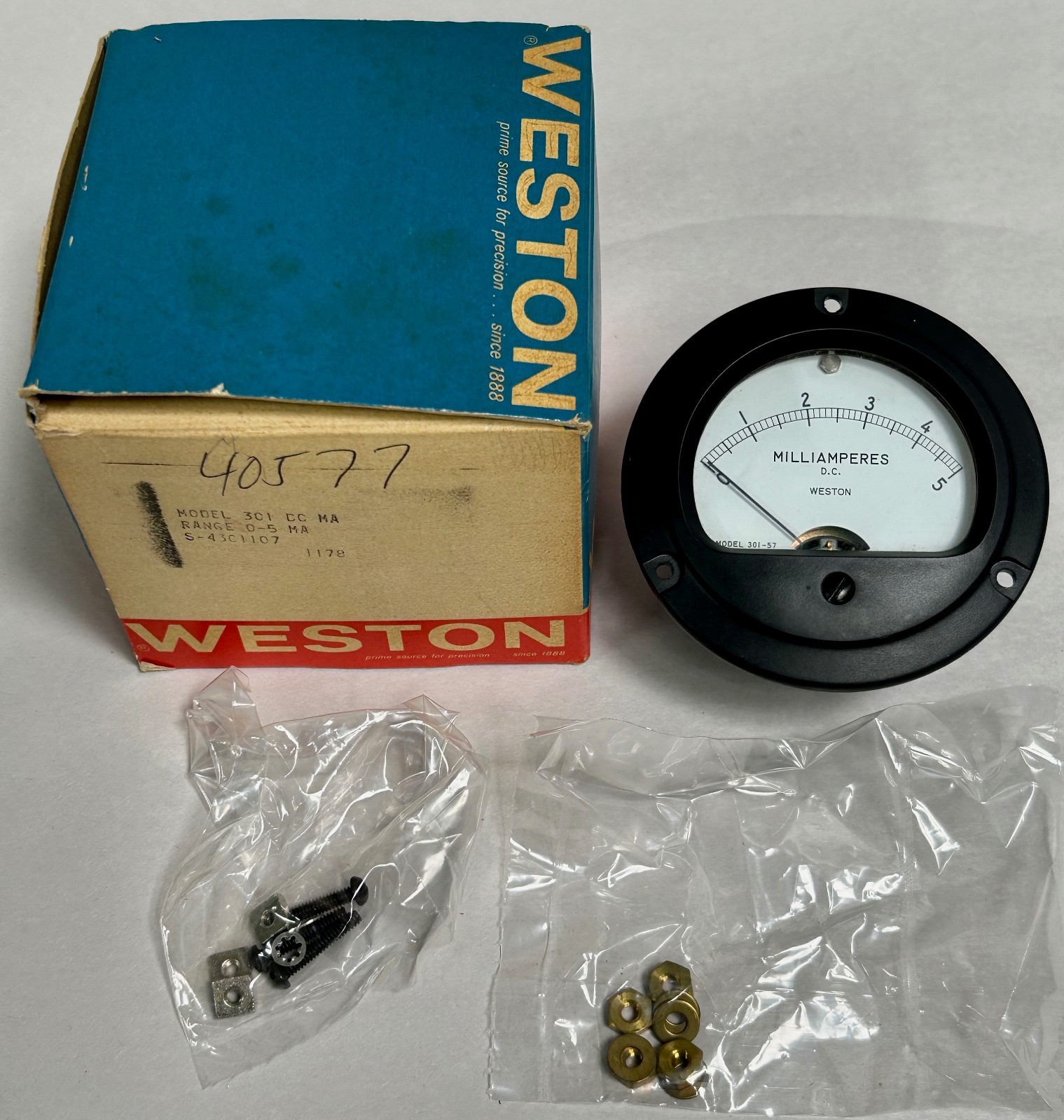 UNUSED Vtg Simpson Model 301-57  0-5  Milliamperes DC Pamel Meter Gauge (A10)