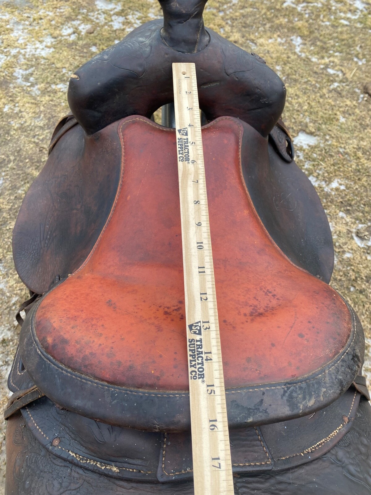 Used/Vintage 15" Simco Balanced Ride Western saddle