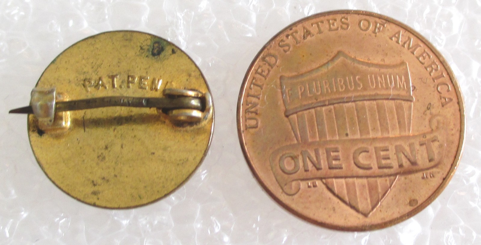 Antique WW1 AEF American Expeditionary Forces 2 Chevron 12 Months Service Pin