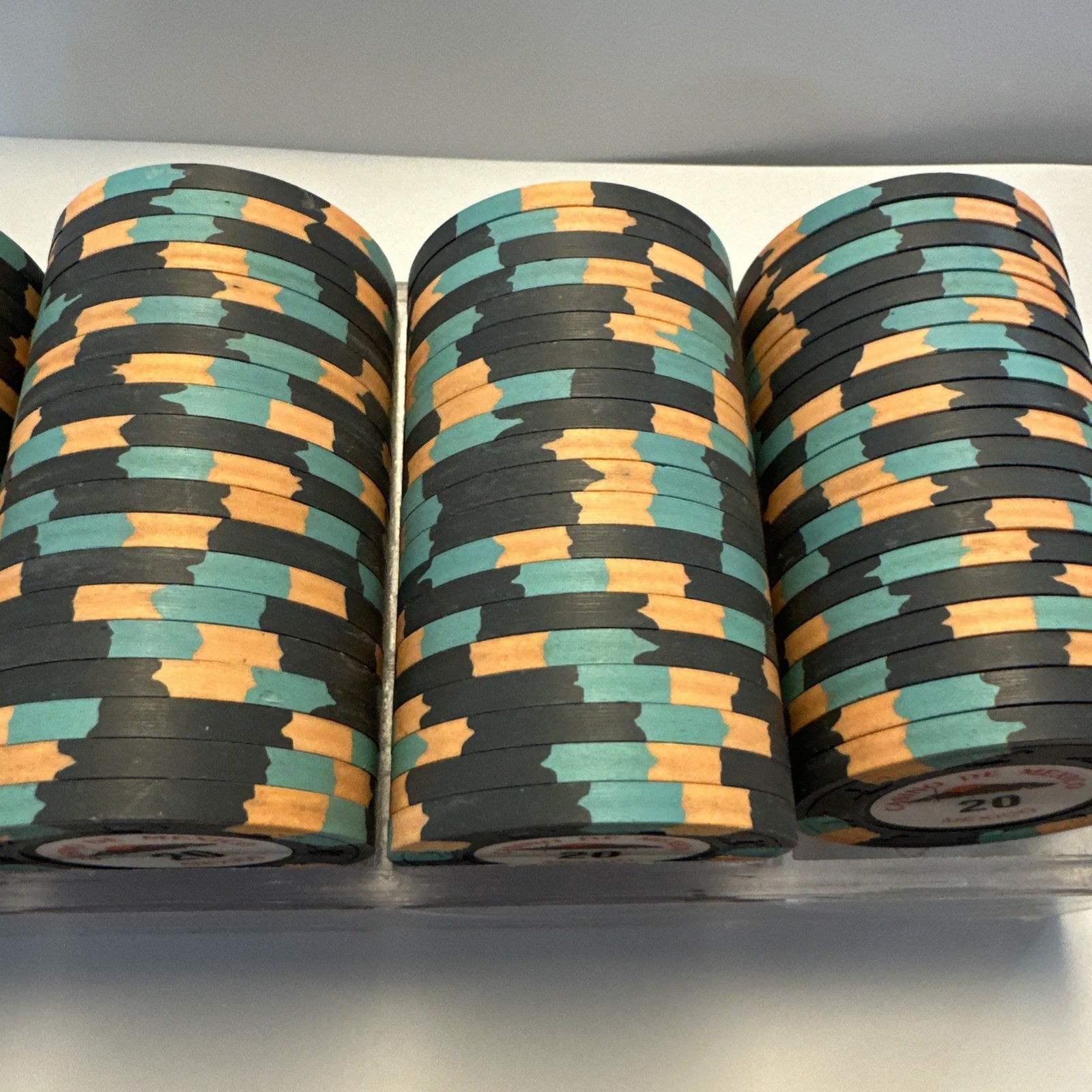 Casino Chip $20 Casino De Mexico chip count 99￼