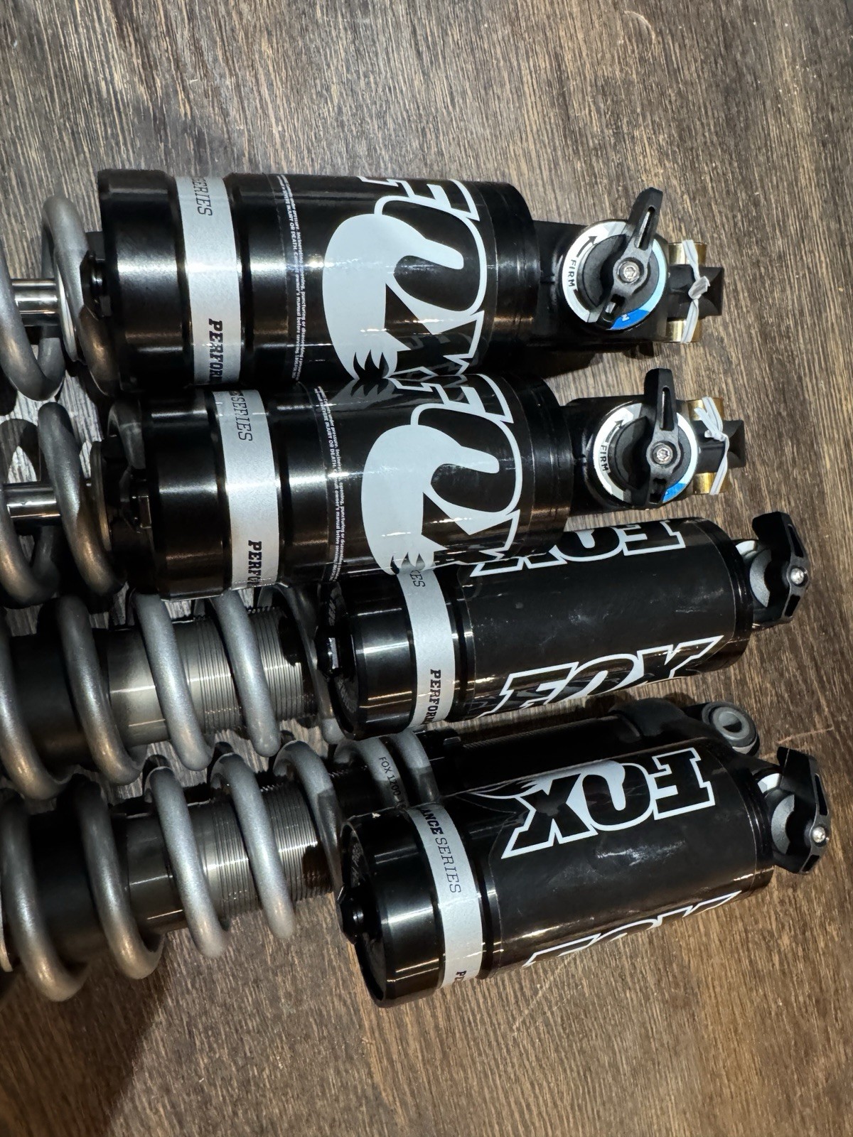 HONDA PIONEER 700 SHOCKS FOX 885‑06‑108 1.5 Podium QS3 Coil‑Over 2014–2025 (4)