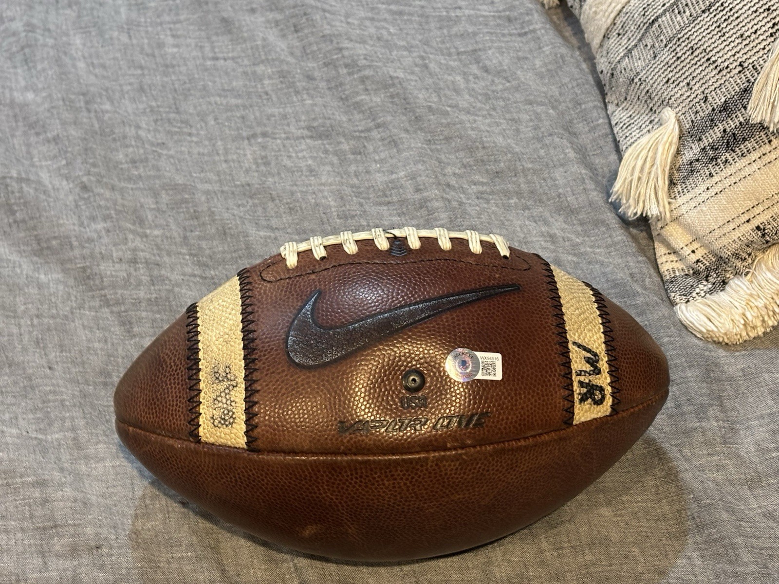 Justin Herbert Game Used Oregon Ducks Signed Football Game Ball Beckett Cert