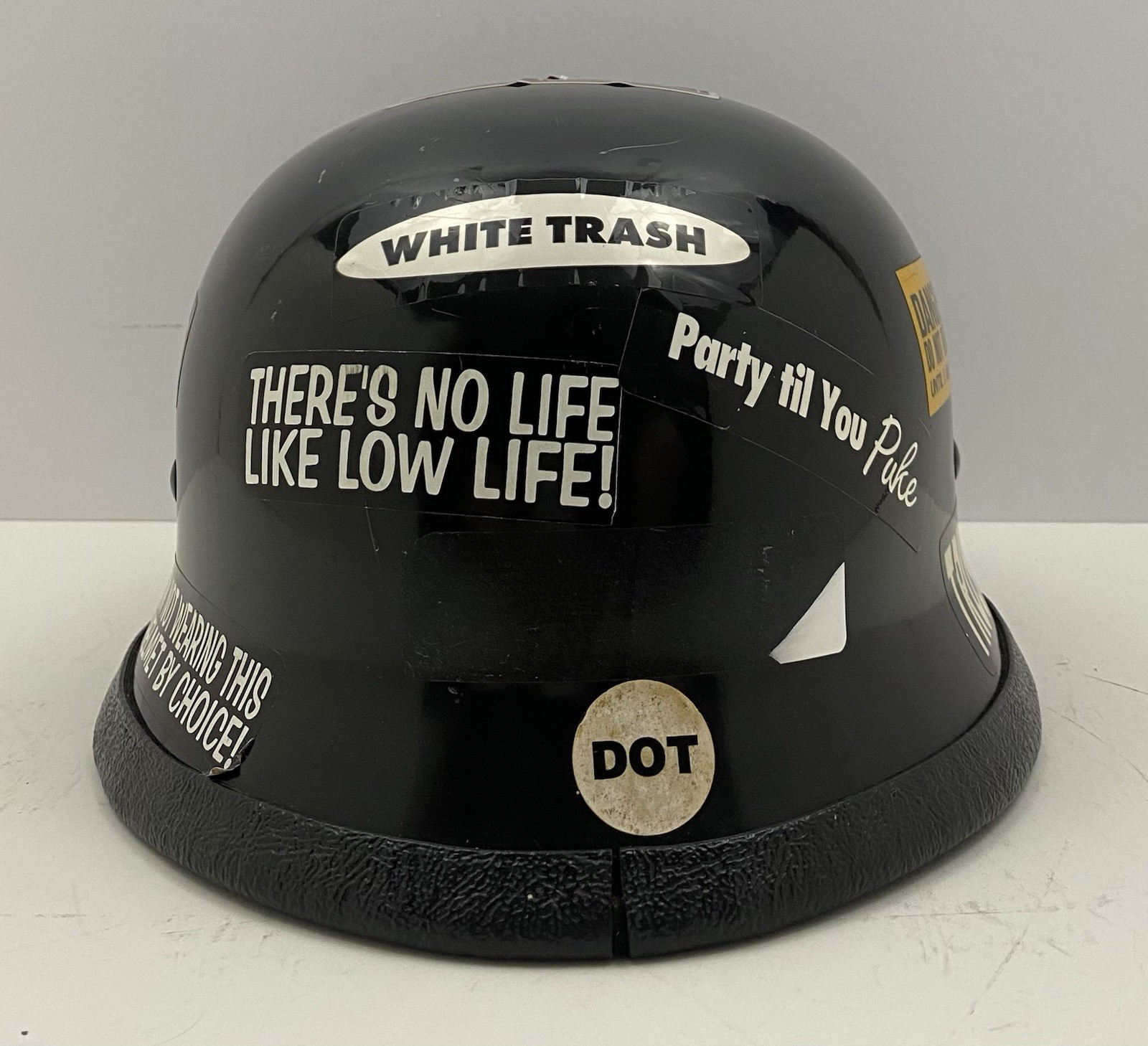 Vintage Freedom Novelties Biker Helmet, XL DOT Black Skid Lid Novelty, RARE!￼