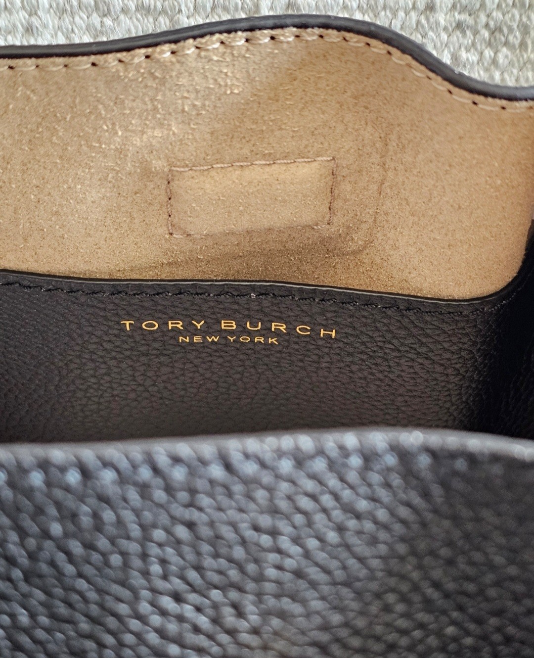 Tory Burch Women's Romy Pebbled Small Bucket Bag One Size Black NWT