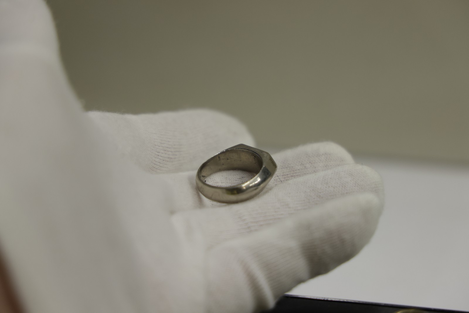 Vintage WWII Trench Art Silver Ring Size 10 1/2 1944 Cassino