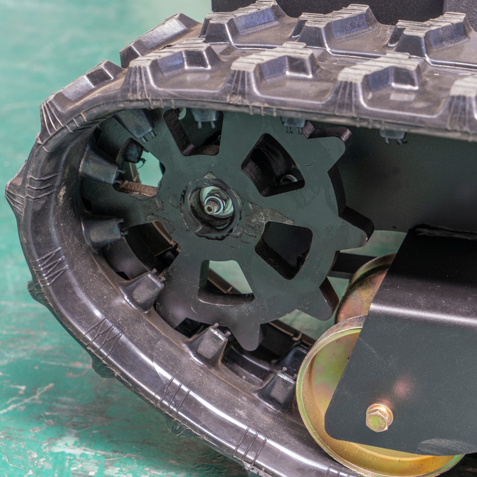 Limited time discount 22 HP home gasoline remote control lawn mower outdoor