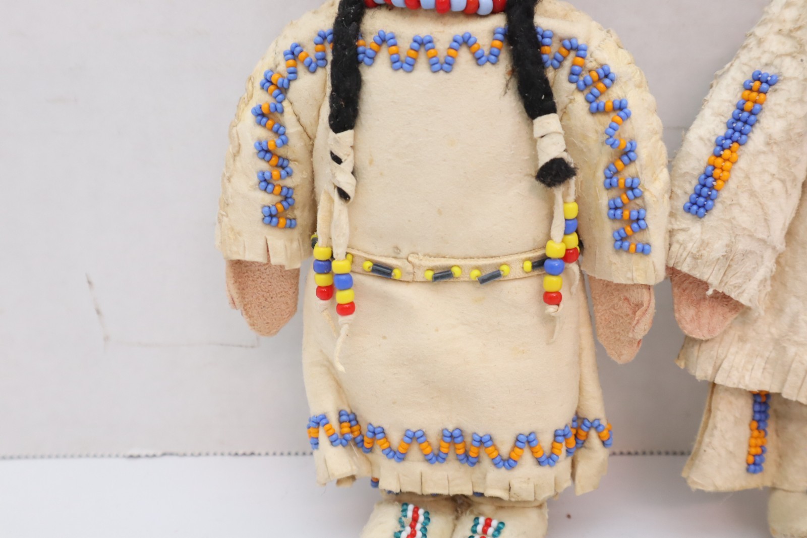 SET 2 VTG Native American Dolls Beaded Sioux Indian W Leather Couple Fridge 7"