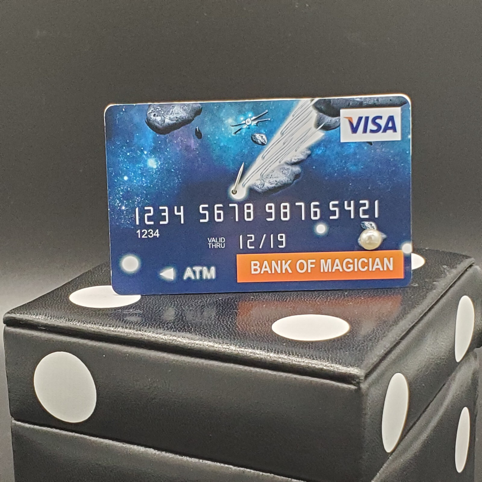 Floating Cigarette On Credit Card Magic Trick T8