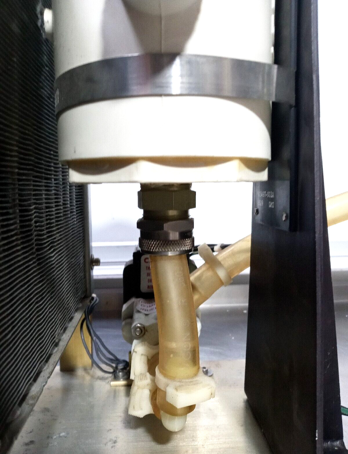 Lytron Liquid-To-Air Heat Exchanger 5210G1 985-260/Works