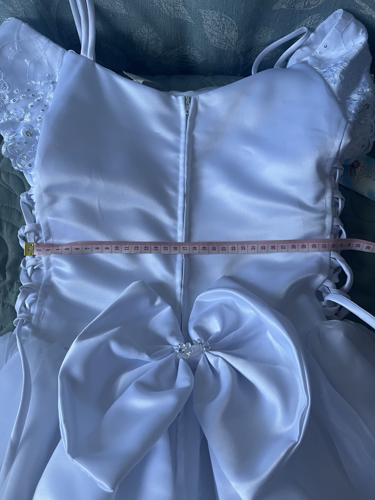 Vestido de Primera Comunión Niña Talla 14 con La Virgen De Guadalupe