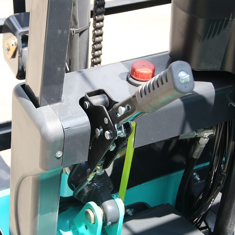 New 2024 2 Ton Rated Capacity Electric Forklift Lifter Lift Truck Two-stage mast