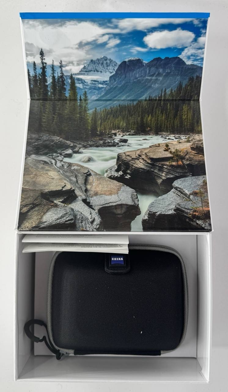 ZEISS Terra Compact Binoculars - Gray