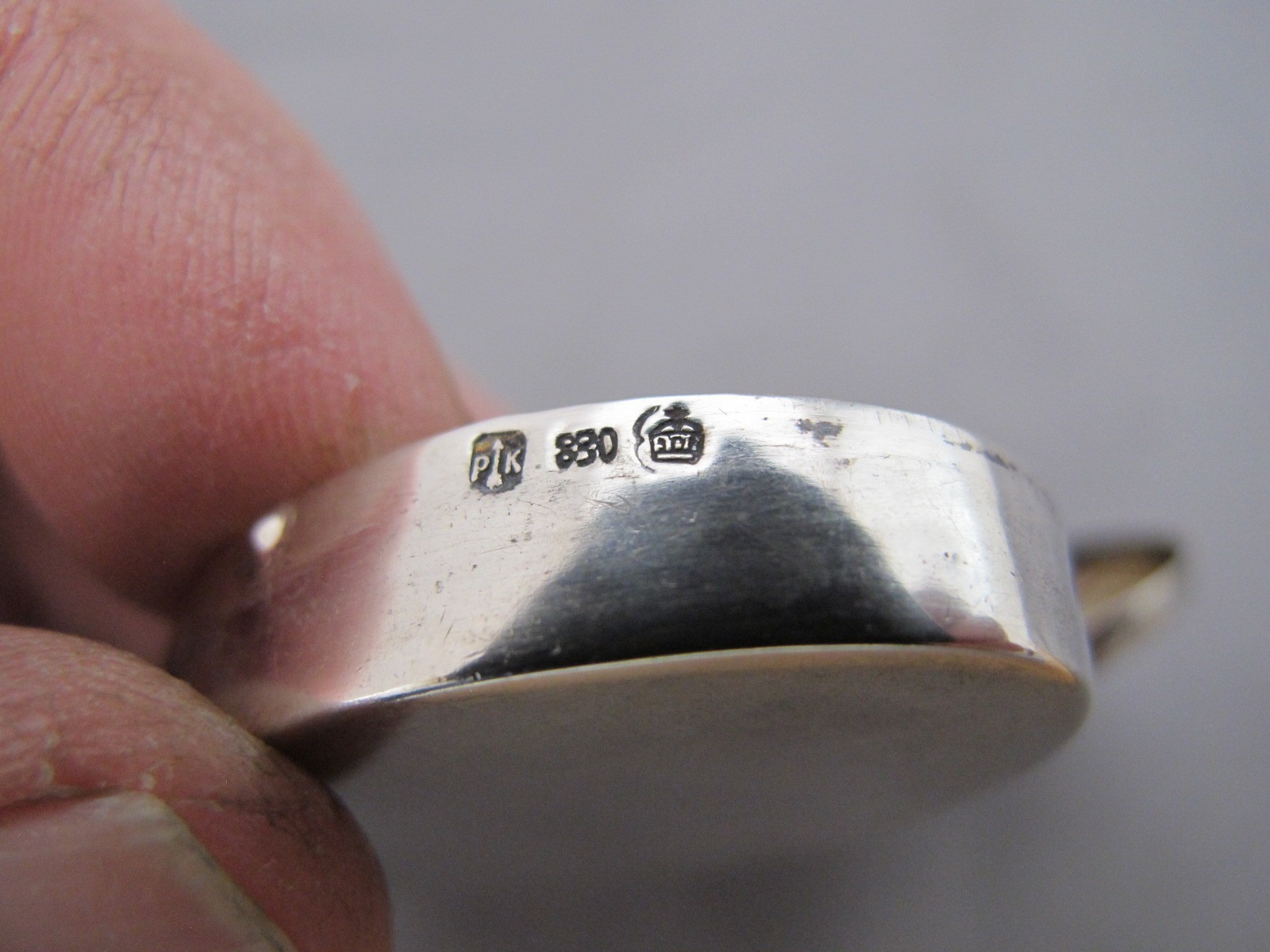 Nice GERMAN 830 Silver Oval PILL BOX-No Mono-Marked PK