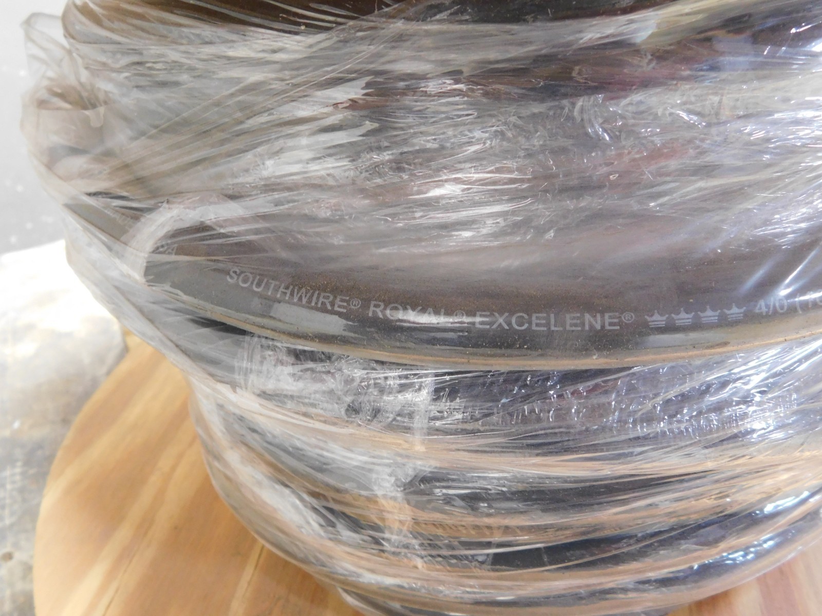 50' Royal Excelene 4/0 Black Welding or Battery Cable