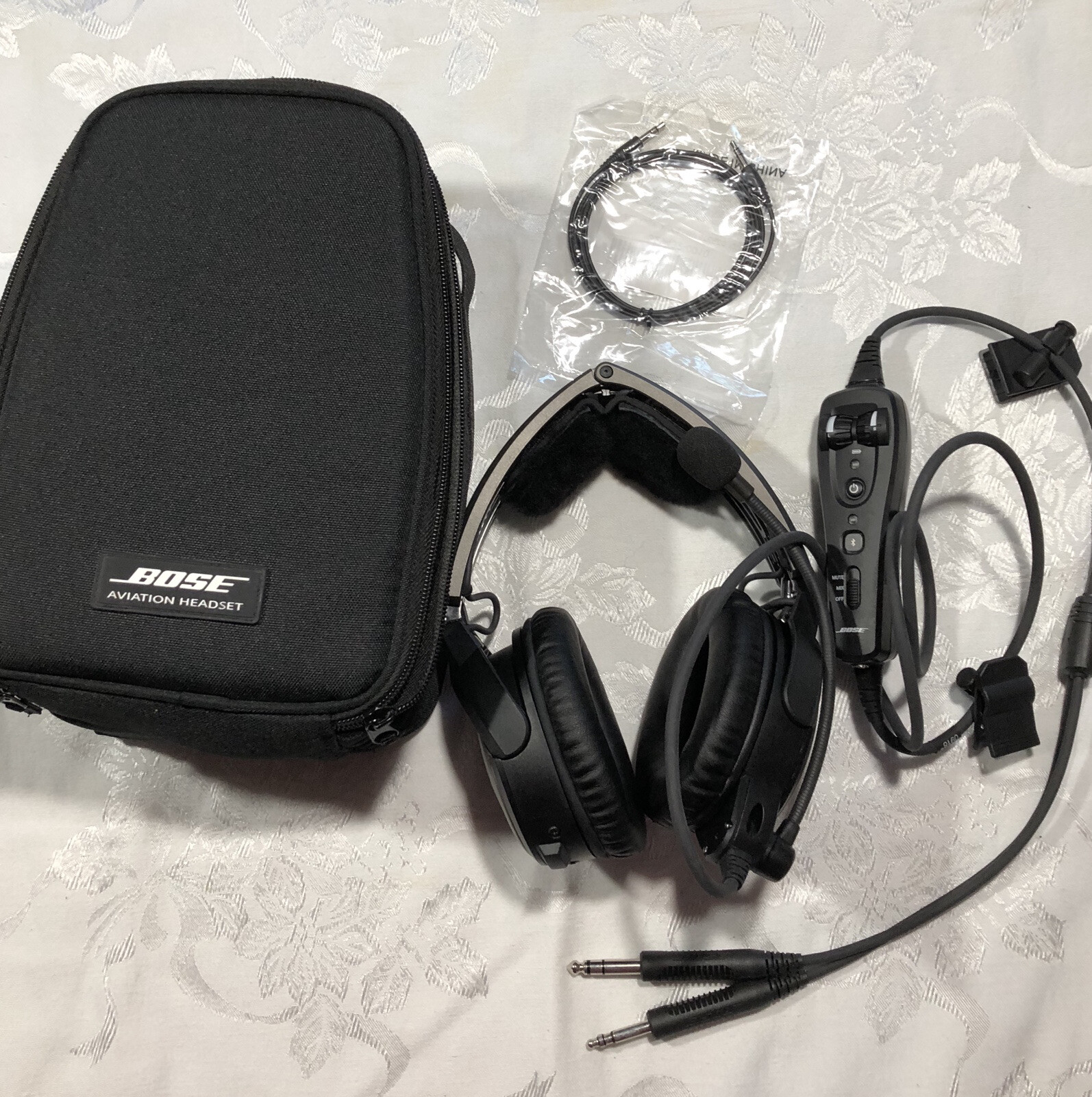Bose A20 Aviation Headset with Bluetooth and Dual Plug Cable - Black