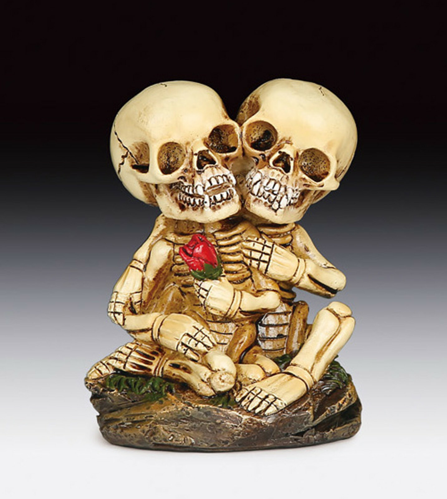Skeleton Lovers with Rose Skull Figurine Statue Skeleton Halloween