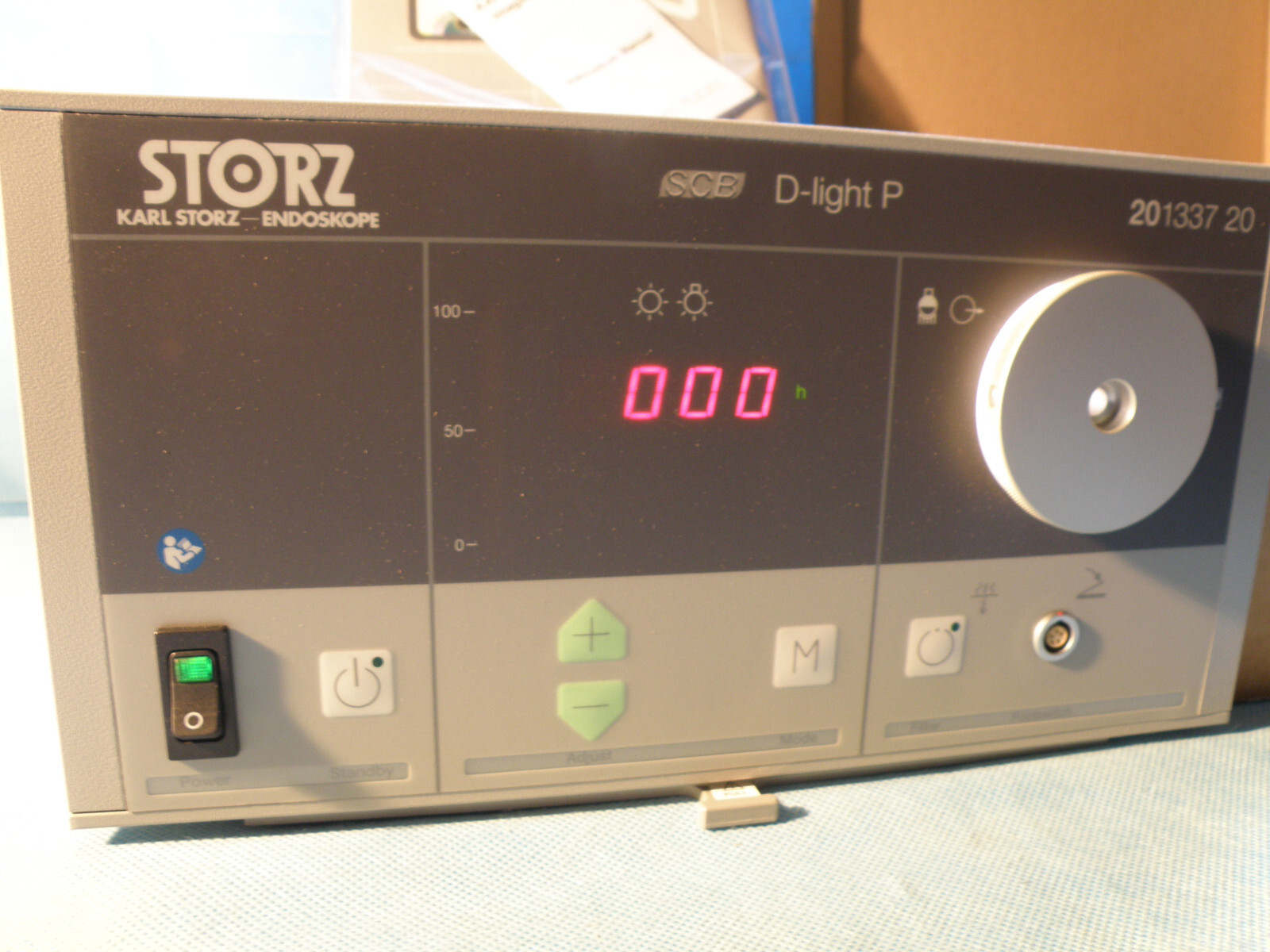 Storz 300 watt Xenon Light Source for Endoscopy, 0 hours, with footswitch, NEW!