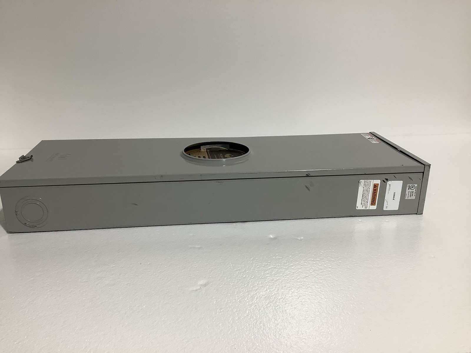 Milbank Meter Base, 320A, 600VAC, Ringless Lever Bypass Meter Socket