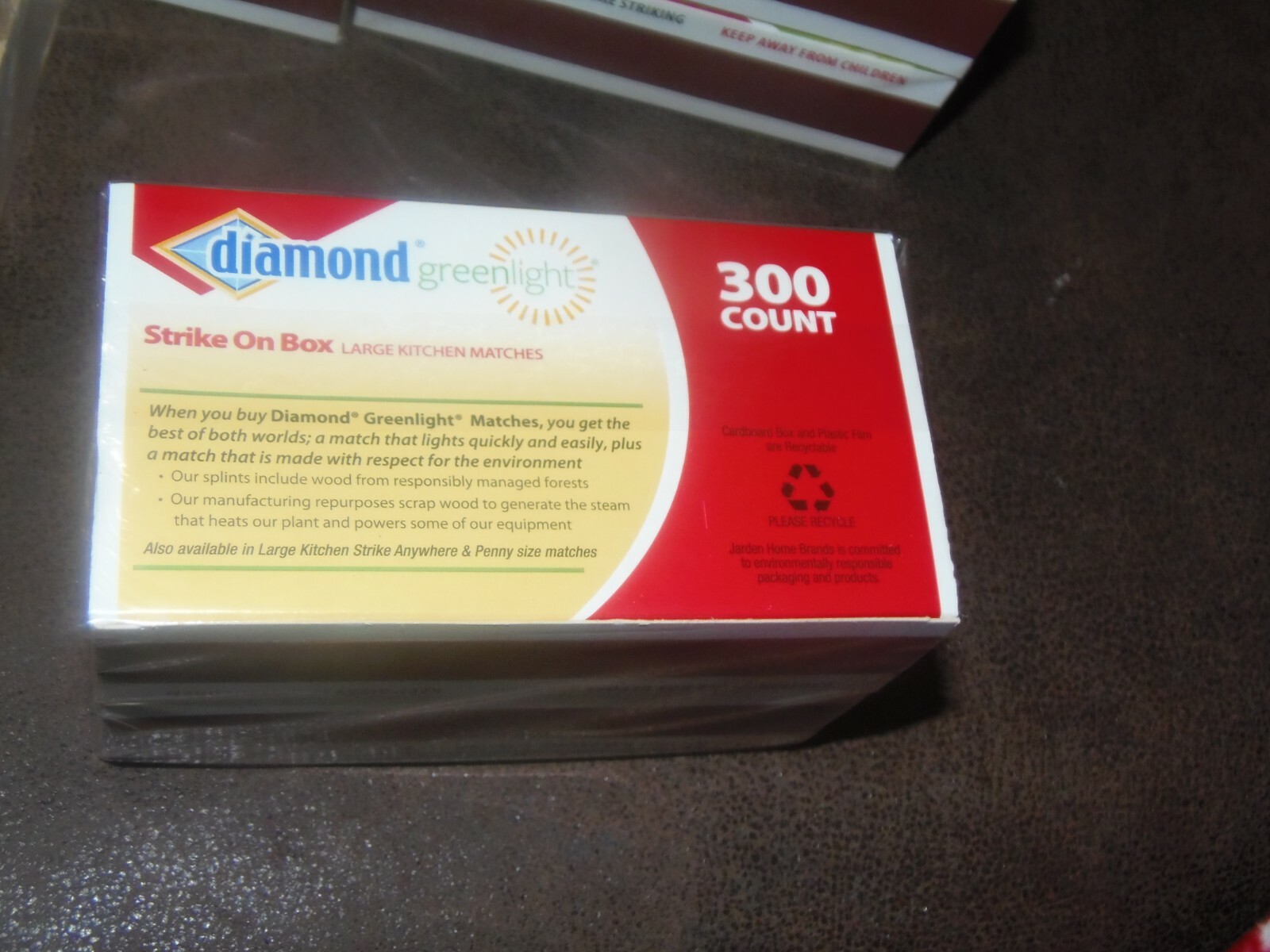 1200 STICK MATCHES, 300 per BOXES, (2-PO-4)