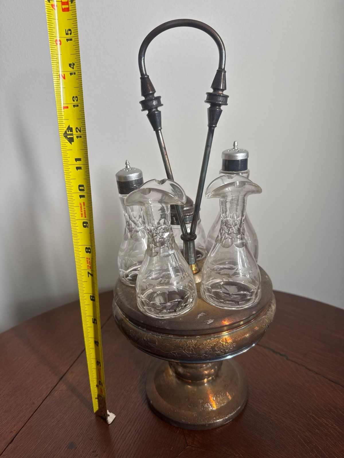 Antique Meriden Silverplate Condiment Cruet Set 5 Bottles Victorian