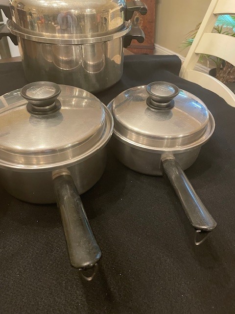 12 Piece Amway Queen ware Cooking set 3 sauce pans,2 fry (1L 1s) Stock Pan Lids