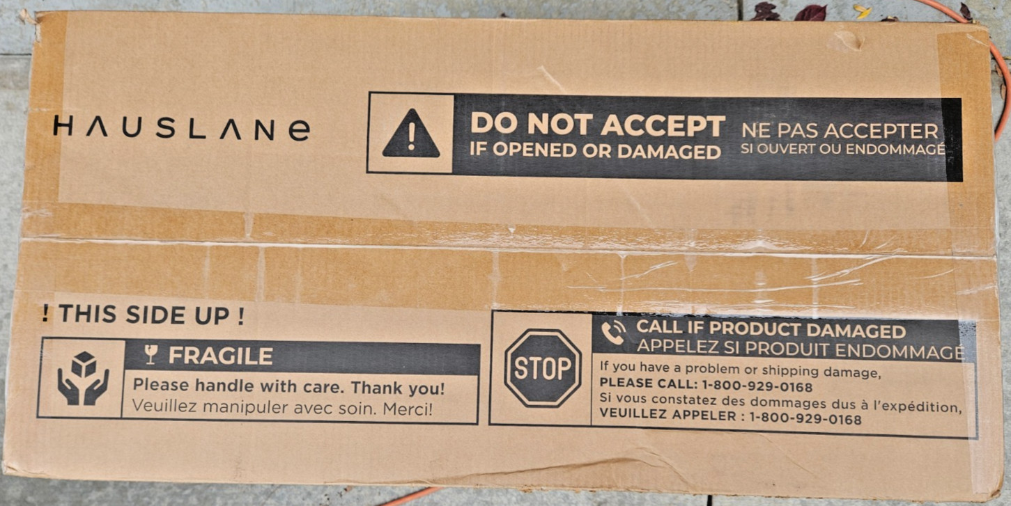 Hauslane 30 inch Convertible 450-CFM Matte White Wall-Mounted Range Hood