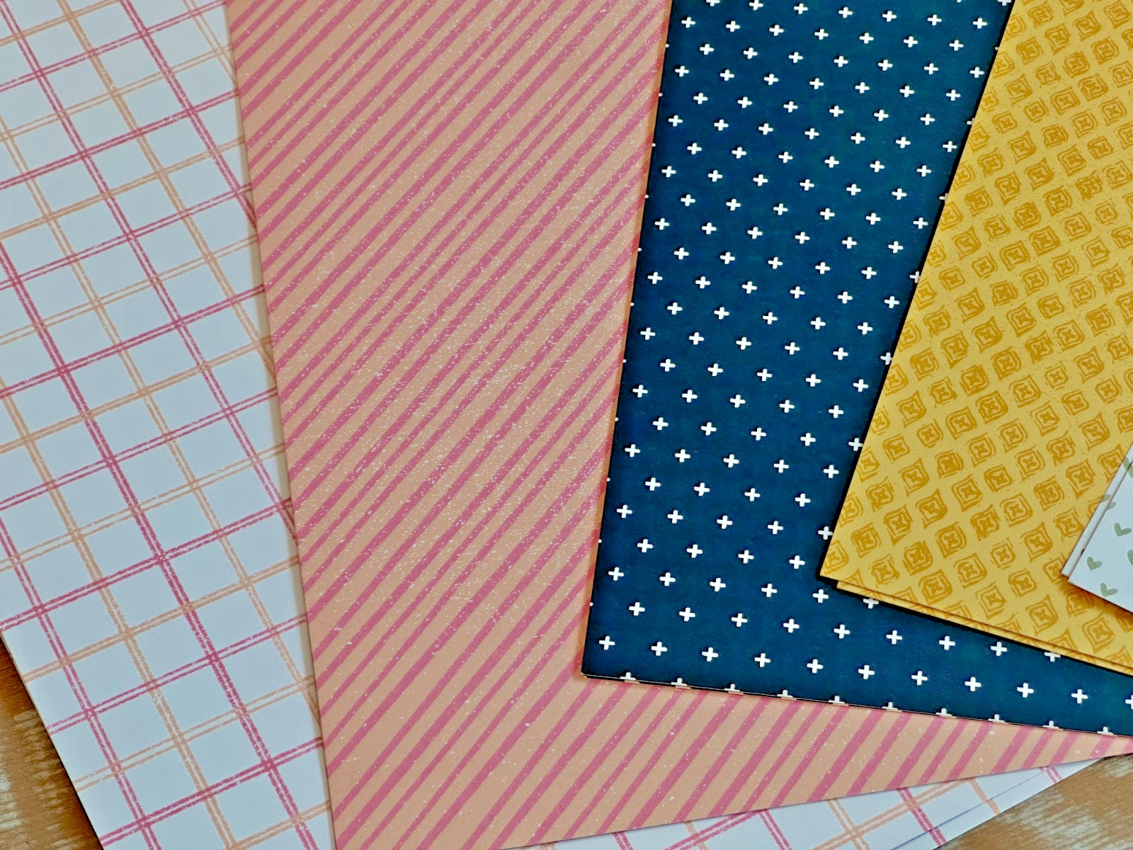 Stampin' Up DSP 12x12 Daffodil Afternoon Let's Go Fishing Sunny Days Med. Blooms