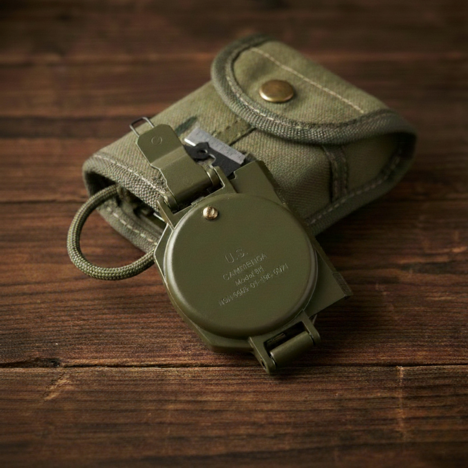 Cammenga Model 3h Tritium Lensatic Compass Olive Drab US Military Issue Pouch
