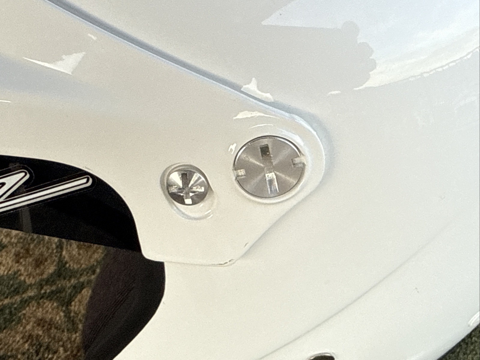 Zamp RZ-16H 3/4 Racing Helmet Snell SA2015 Medium, 58cm White Composite Like New