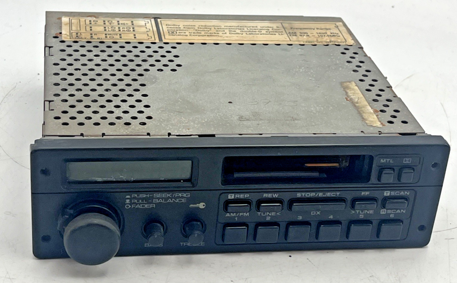 1988-1991 AUDI 80 90 Quattro Coupe Radio Receiver FM Cassette Player 893035180