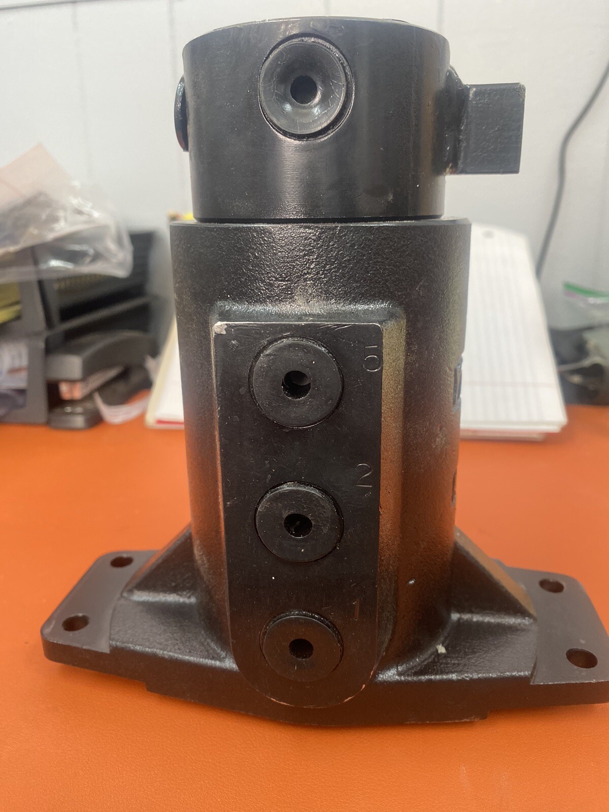 China Chinese Excavator swivel joint Pump yhz-7-1f Hydraulic Pump.