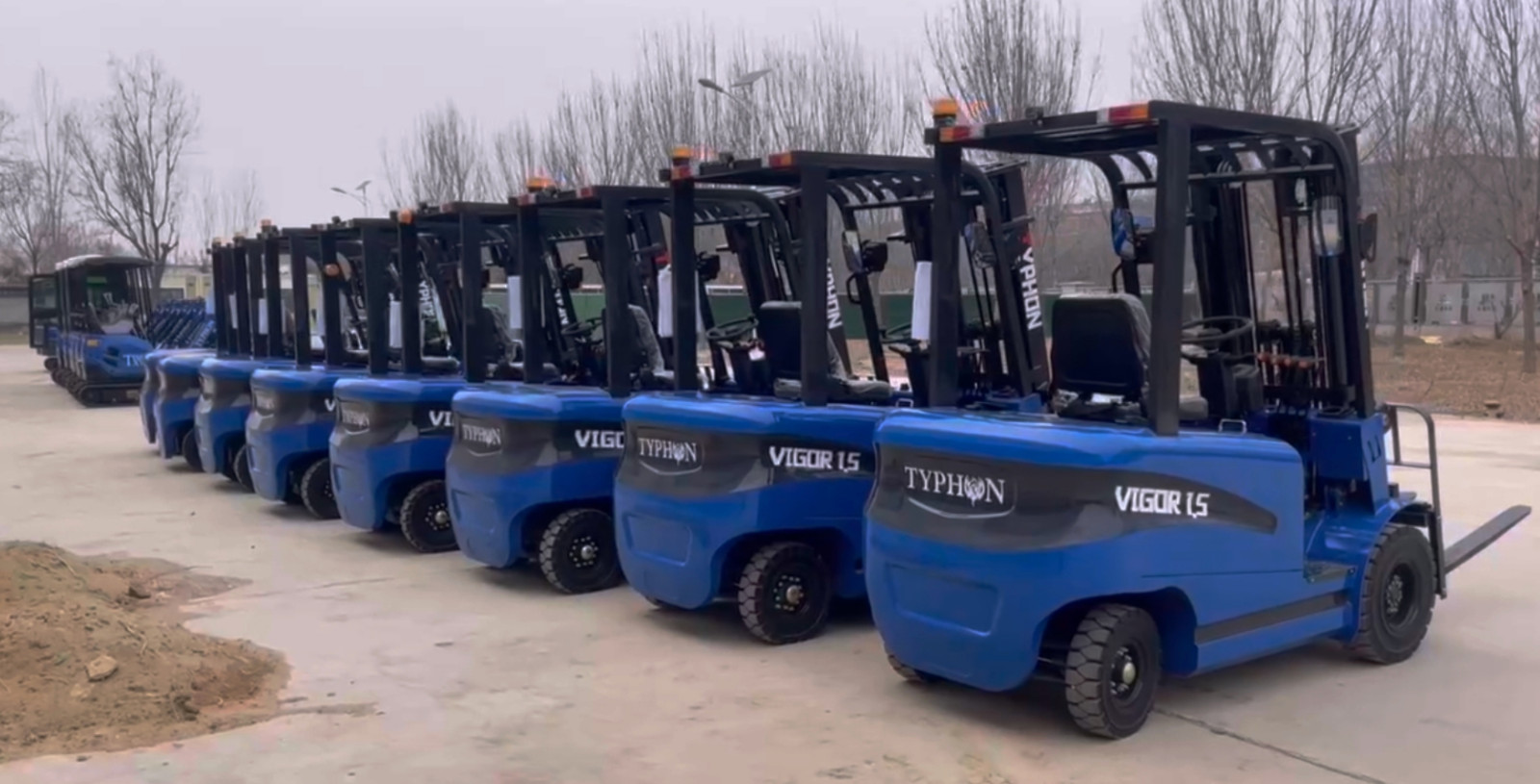 Brand New Electric Forklift 3 Ton Rated Capacity Lifter Truck USA w side shift