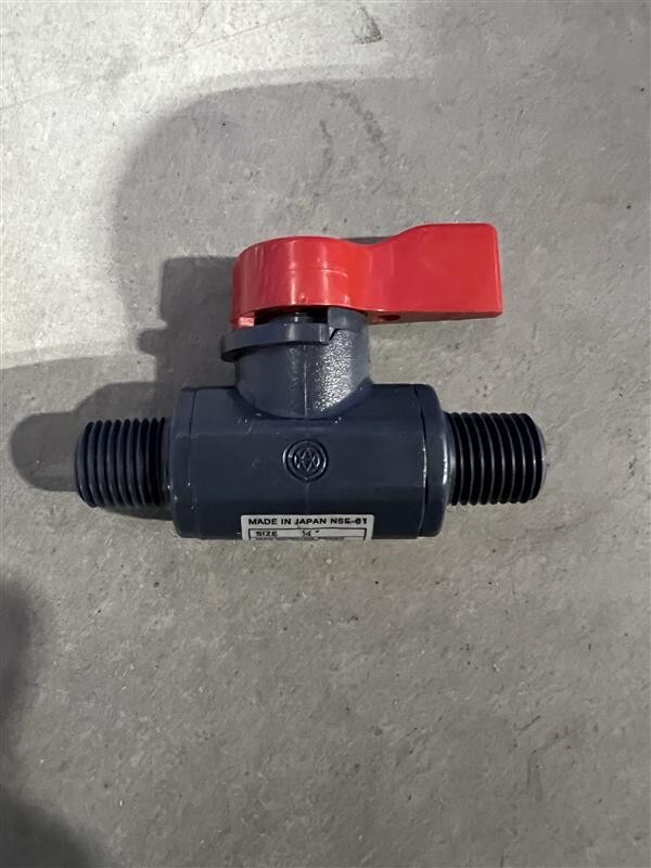 1/4" Qc X 1/4" Mnpt Ball Valve