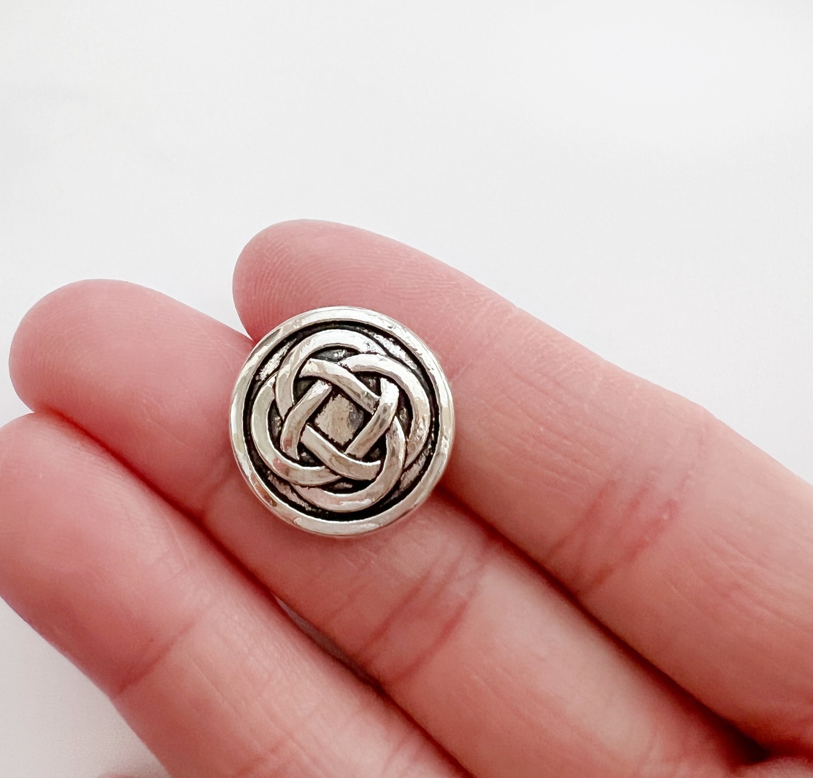 10PC Antiqued Silver Celtic Metal Buttons Shank Buttons Crafts Sewing 17mm