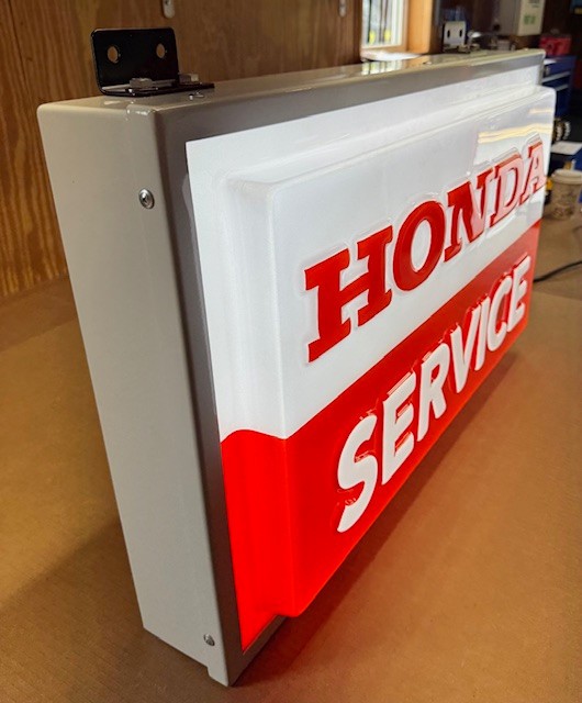 HONDA SERVICE PAN FORMED, EMBOSSED & EXTRUSION DEALER COUNTER SIGN 12" BY 20" !