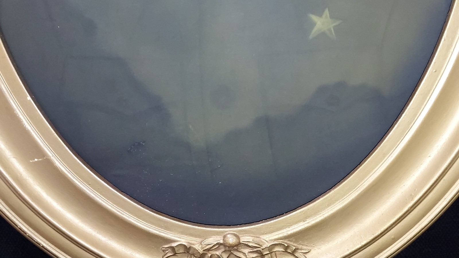 WWI Soldier General's Staff Star Military Frame Oval Bubble Glass