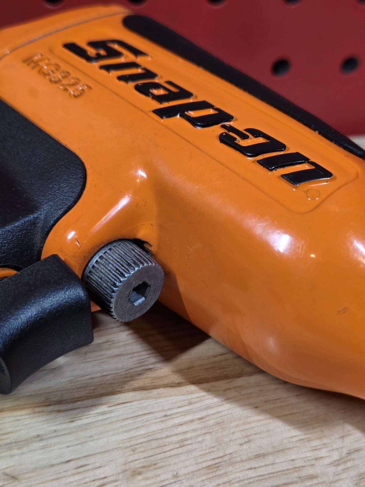 Snap-on Tools MG325 3/8" Drive Air Pneumatic Impact Wrench ORANGE With Boot Nice