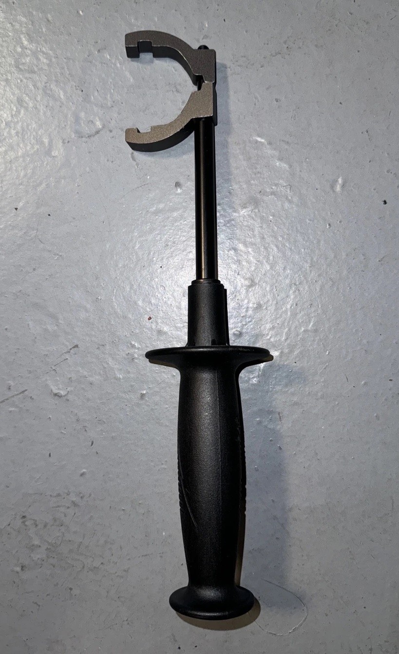 Milwaukee 42-62-0550 M18 Auxiliary Side Drill Handle Fit 2904-20 Hammer Drill