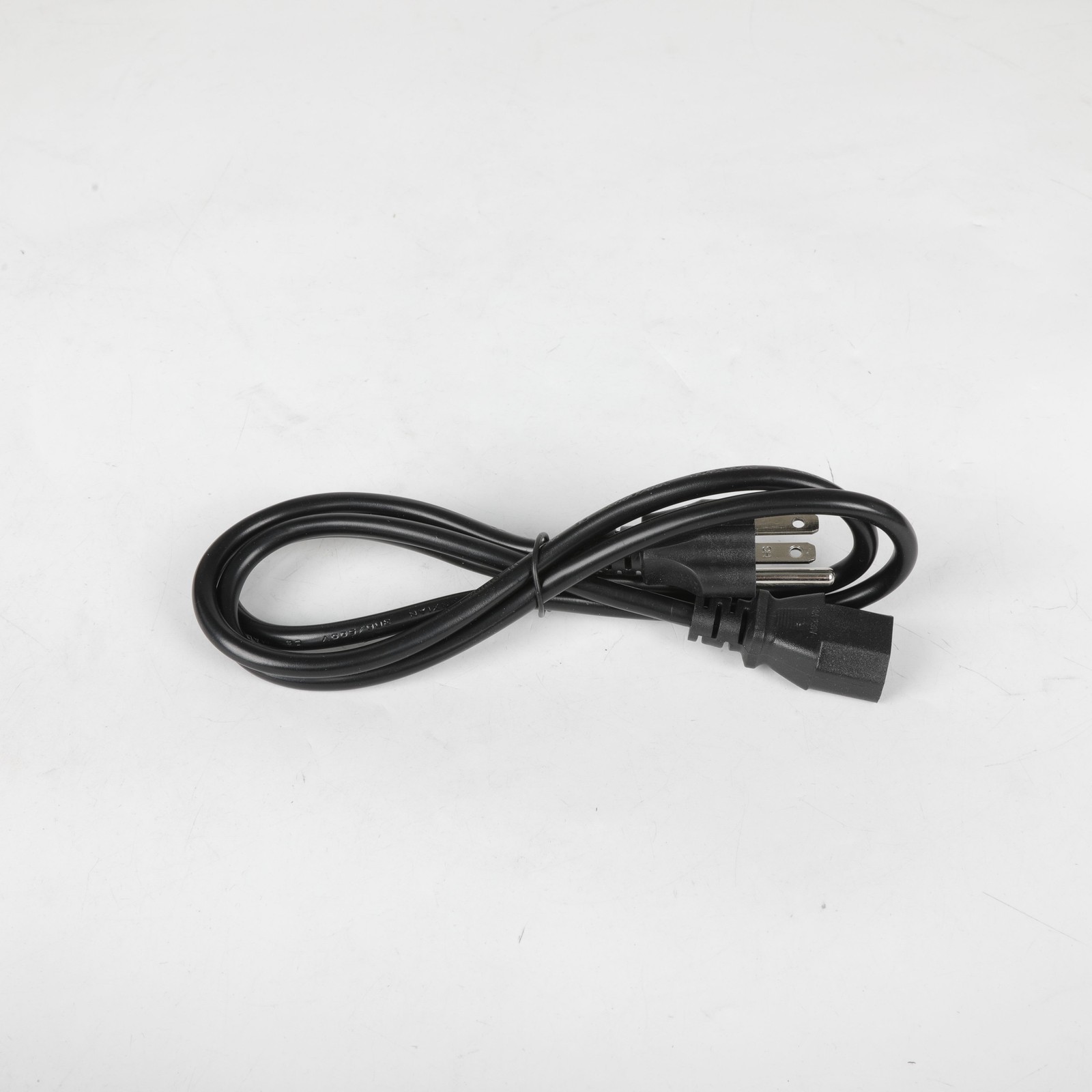 NEW Yamaha MG16XU Channel Mixer With USB And Effects