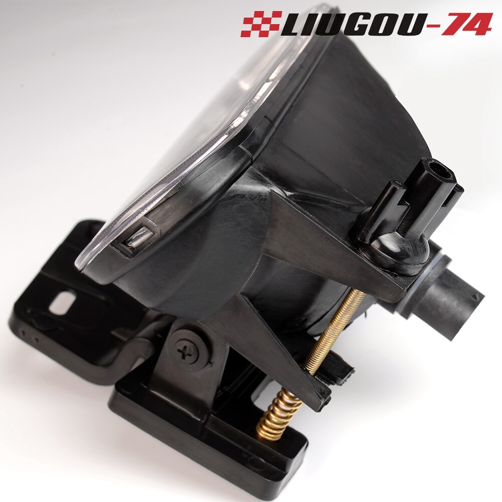 Fit For 00-06 Chevy Silverado Tahoe Suburban Bumper Fog Lights Driving Lamps