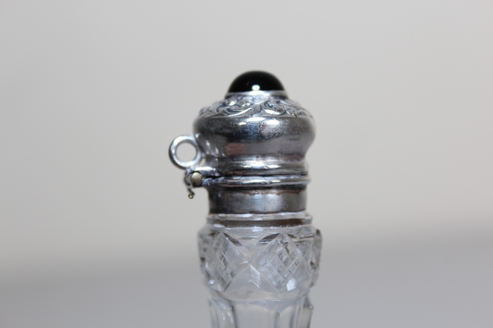 Victorian Sterling Silver Cut Crystal Laydown Perfume Vial Amethyst Gen Hinged