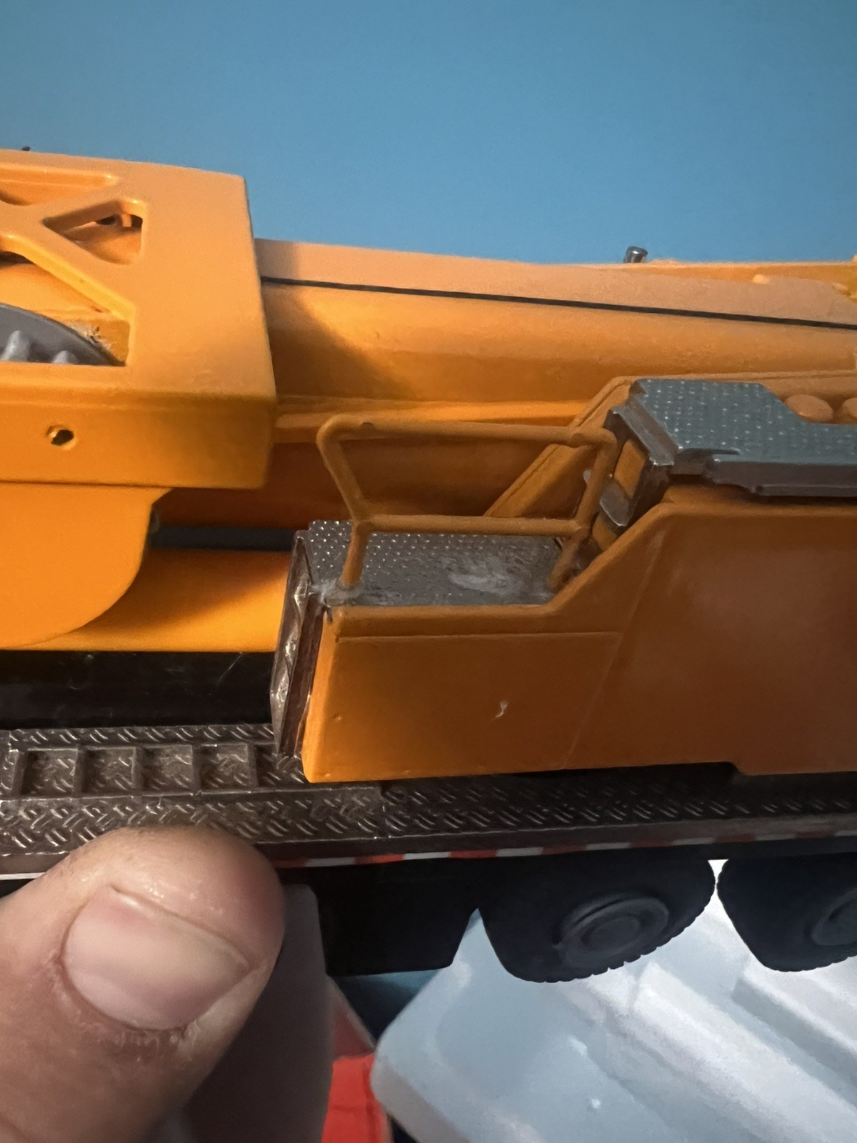 Conrad Liebherr LTM 1300 Truck-Mounted Crane 1/50 scale in Original Box