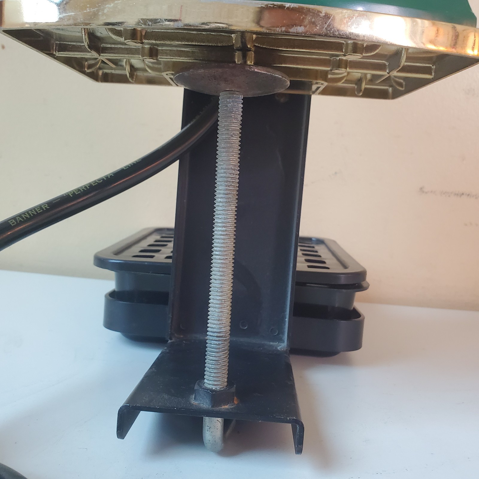 Murphy’s Irish Amber Draft Tower Brass Beer Tap Handle Faucet Line Mounting Rig