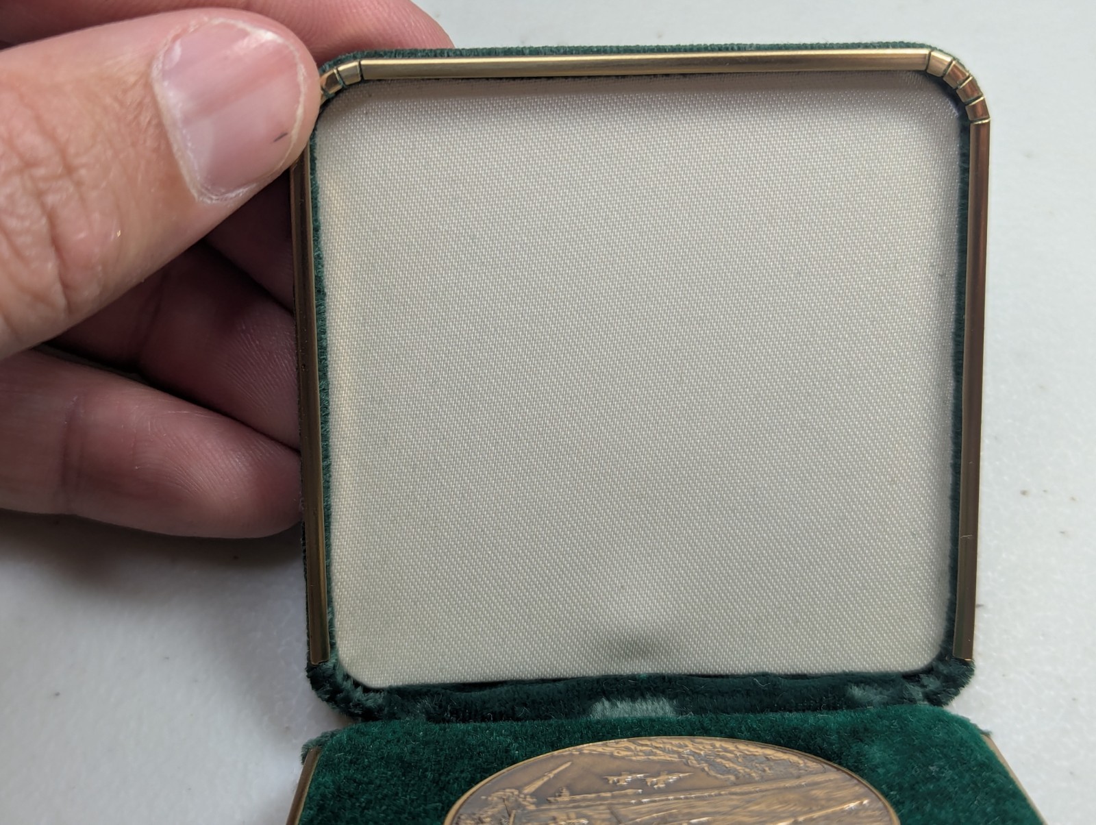 1993 Persian Gulf Veterans National Medal US Mint Sleeve & Box Missing COA