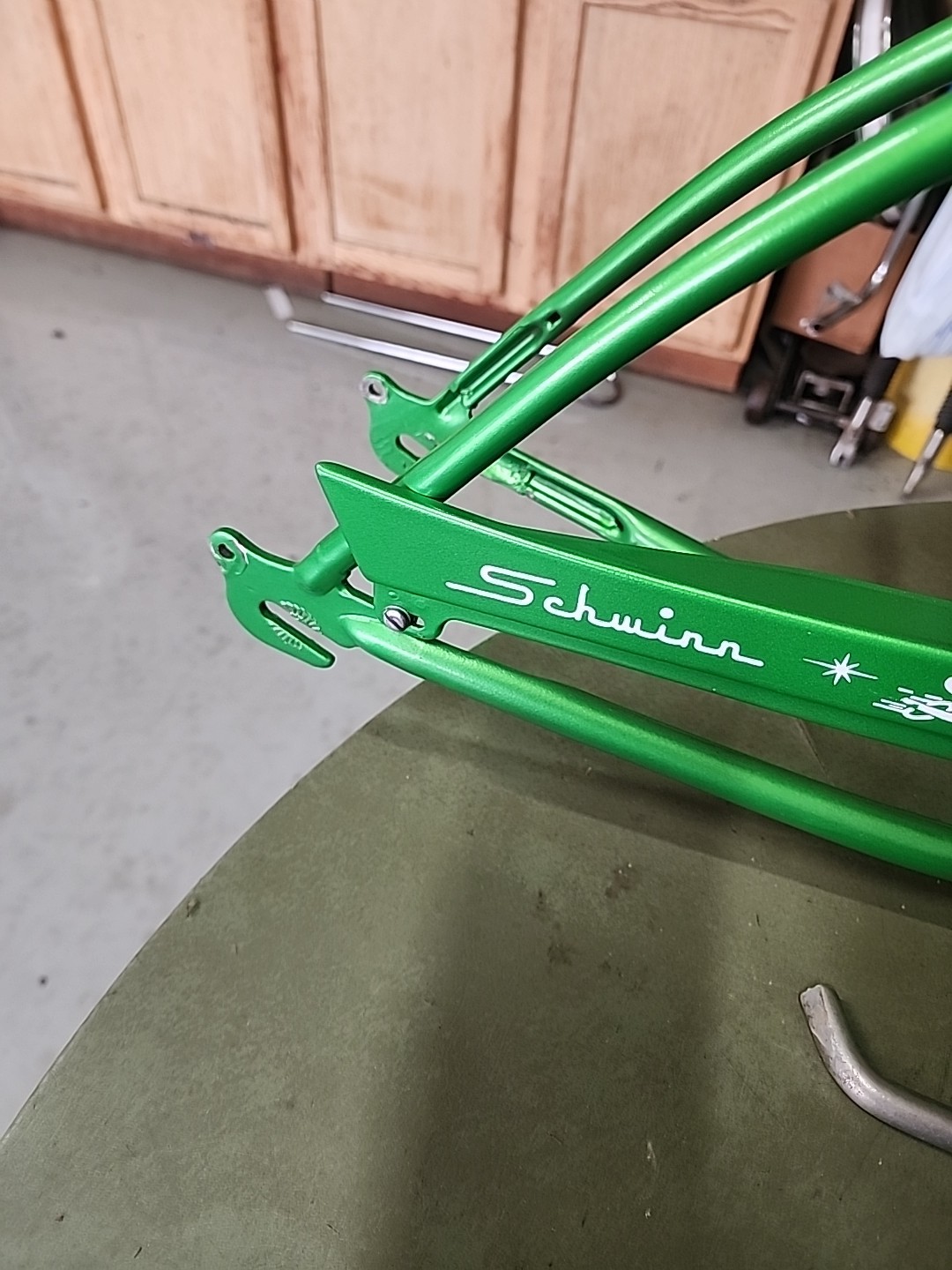 1966 SCHWINN STINGRAY LIME GREEN FRAME FORK + CHAINGUARD NICE SHAPE REPAINT L$$K